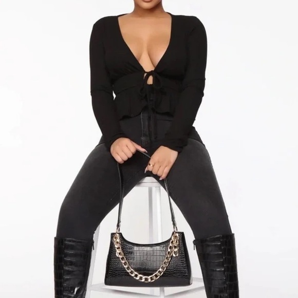 Fashion Nova Picnic Date Top NWT - Picture 2 of 8